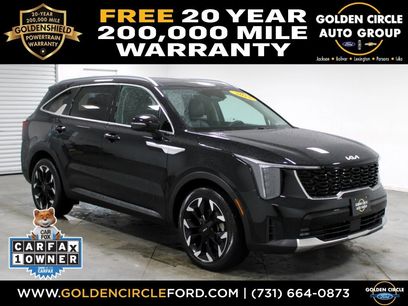 Used 2025 Kia Sorento EX w/ Panoramic Sunroof Package