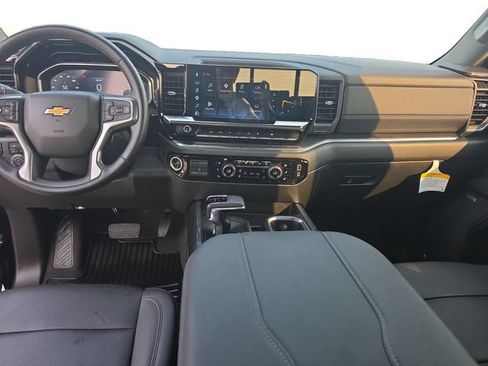 Used 2023 Chevrolet Silverado 1500 LTZ w/ LTZ Convenience Package II AWD/4WD image 12