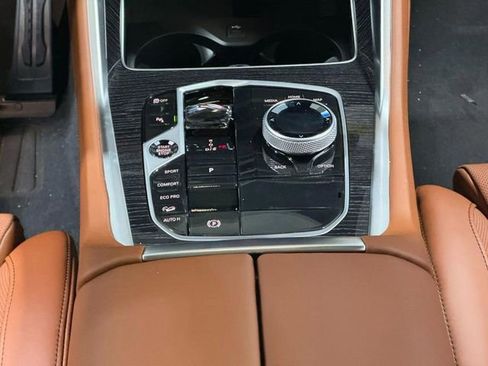 New 2026 BMW X6 M60i AWD/4WD image 16