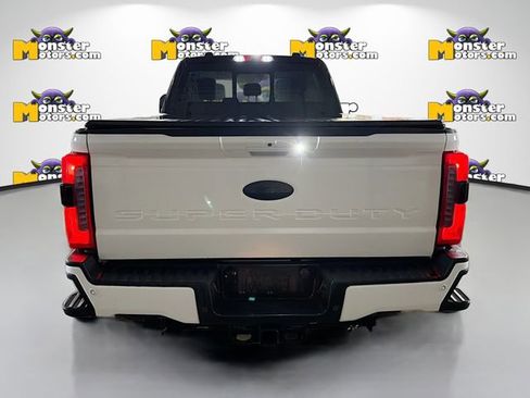 Used 2024 Ford F250 Lariat w/ Lariat Ultimate Package AWD/4WD image 5