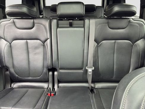 Used 2021 Jeep Grand Cherokee L Overland w/ MOPAR Finishing Package image 13