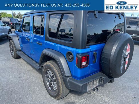Used 2024 Jeep Wrangler Unlimited Sport AWD/4WD image 3