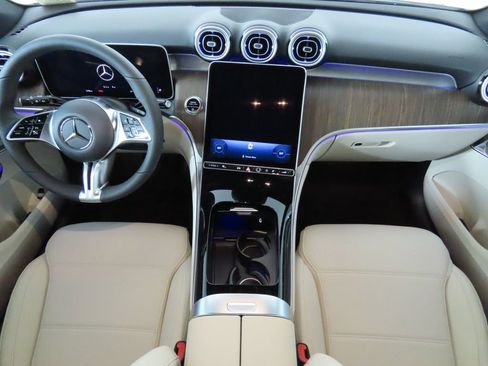 Certified 2025 Mercedes-Benz GLC 300 image 13