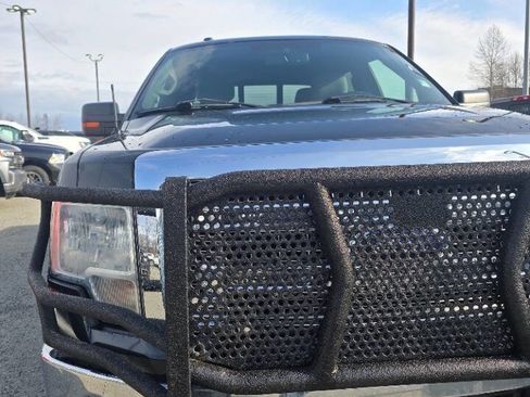 Used 2014 Ford F150 XLT w/ Equipment Group 302A Luxury AWD/4WD image 4