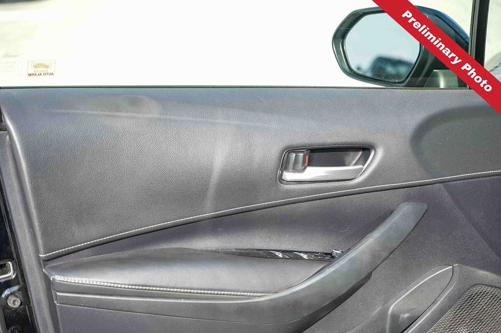 Used 2019 Toyota Corolla SE FWD image 16