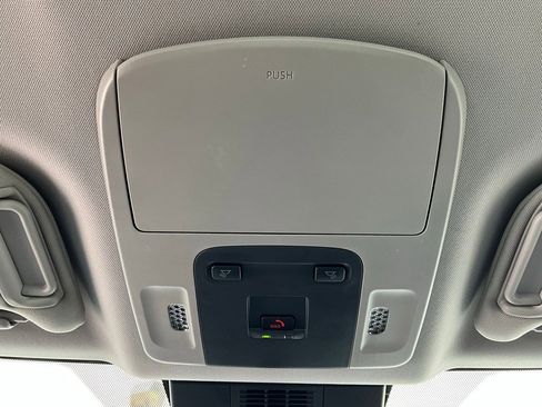 Used 2025 Toyota Camry LE image 16