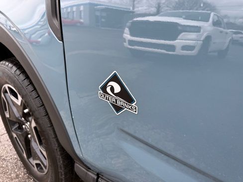 Used 2023 Ford Bronco Sport Outer Banks w/ Tech Package image 9