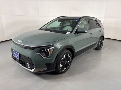 Used 2023 Kia Niro Wind FWD image 4