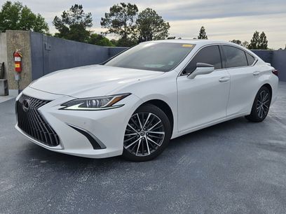 Used 2023 Lexus ES 300h w/ Premium Package