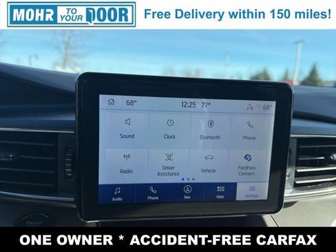 Used 2022 Ford Explorer XLT w/ Equipment Group 202A image 19