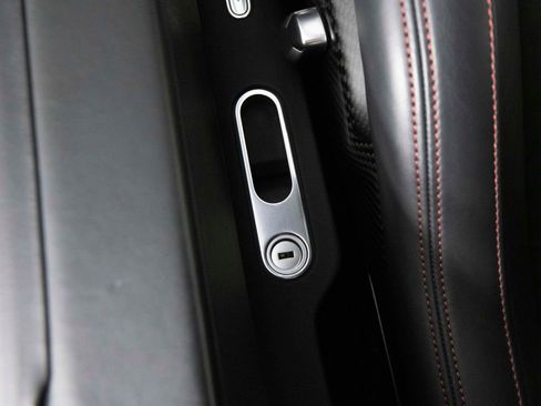 Used 2019 Bugatti Chiron AWD/4WD image 47