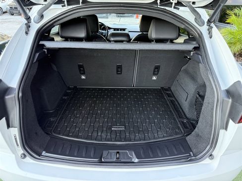 Used 2018 Jaguar E-PACE S image 35