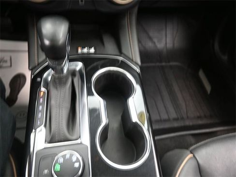 Certified 2023 Chevrolet Blazer Premier w/ Driver Confidence II Package image 11