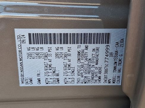 Used 2025 Nissan Rogue SV w/ Rock Creek Premium Package image 26