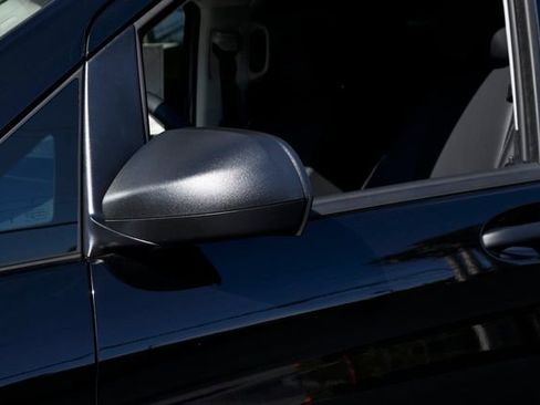 Used 2023 Mercedes-Benz Metris Passenger image 6