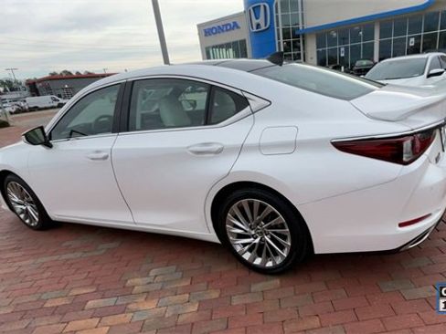 Used 2022 Lexus ES 350 Ultra Luxury image 7