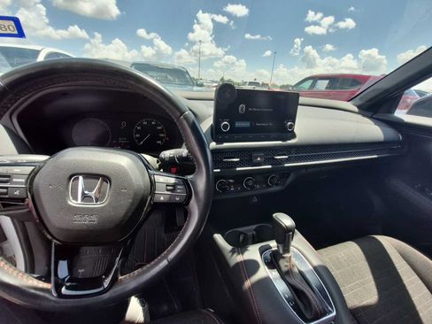 Used 2024 Honda HR-V Sport image 6