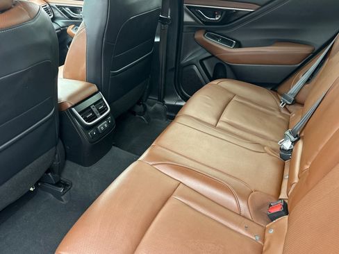 Used 2020 Subaru Outback Touring w/ Popular Package #2 image 15