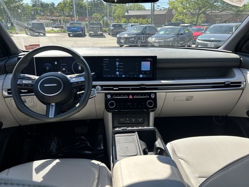 New 2026 Hyundai Tucson Limited AWD/4WD image 3