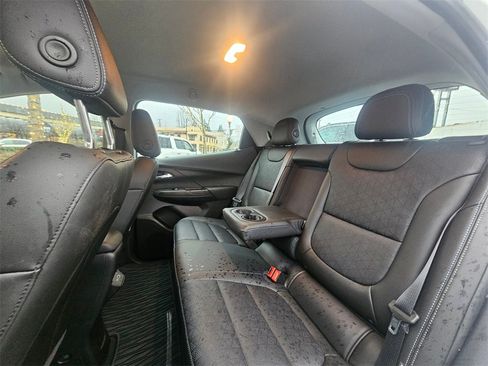 Used 2023 Chevrolet Bolt LT w/ Infotainment Package image 19
