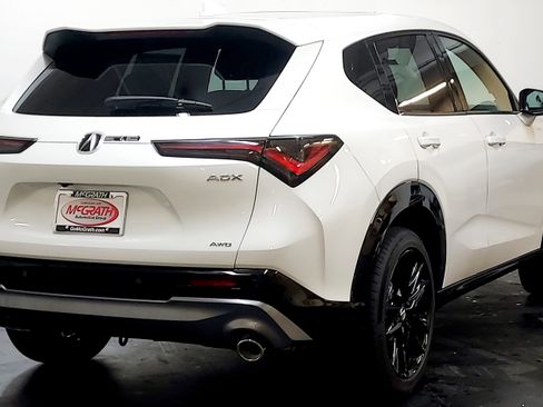 New 2026 Acura ADX A-Spec image 5
