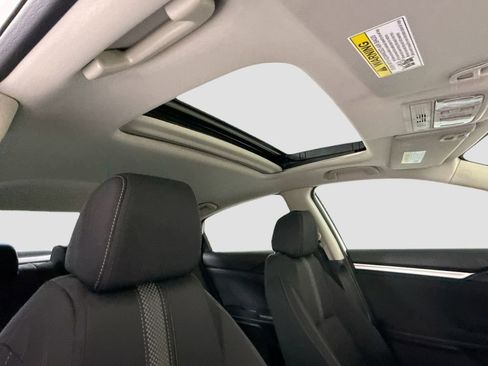 Used 2020 Honda Civic EX image 18
