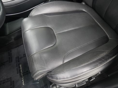 Used 2021 Hyundai Palisade Limited AWD/4WD image 11