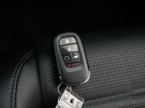 Used 2024 Honda CR-V EX-L image 32