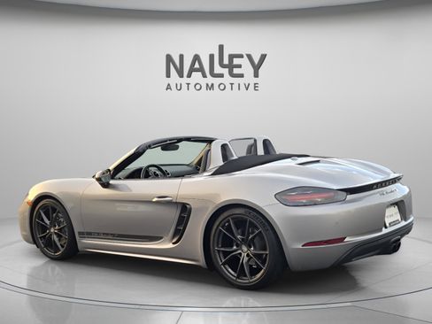 Used 2022 Porsche 718 Boxster image 4
