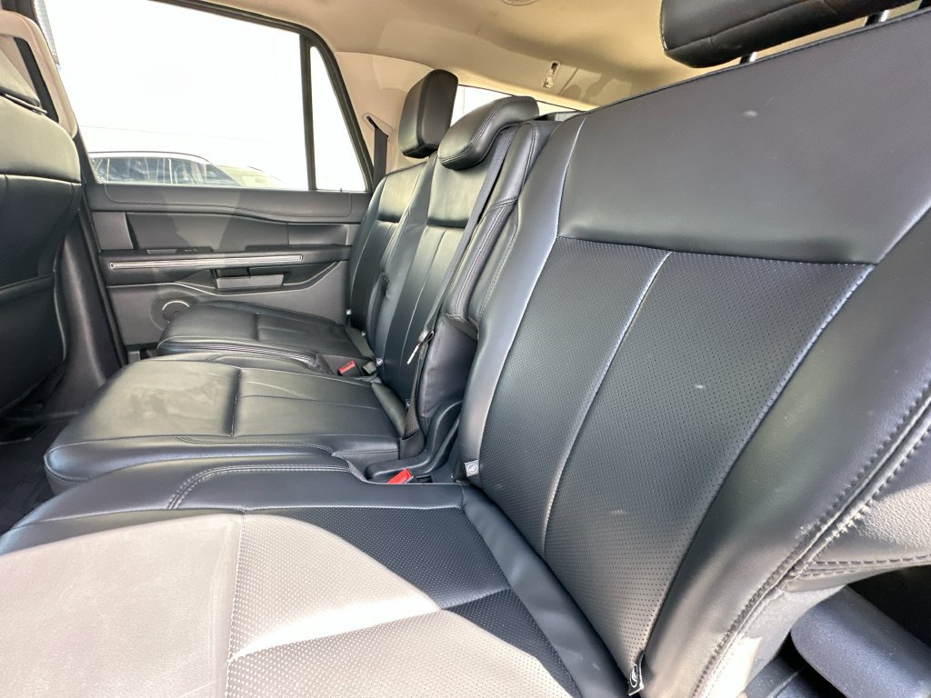 Used 2024 Ford Expedition Max XLT RWD image 4