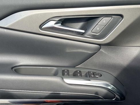 New 2026 Chevrolet Traverse LT w/ Driver Confidence Package image 19