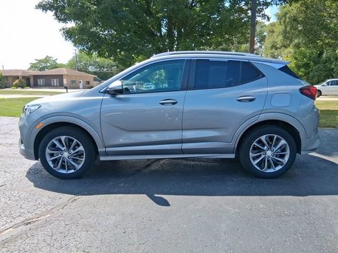 Used 2023 Buick Encore GX Select w/ Sport Touring Package AWD/4WD image 3