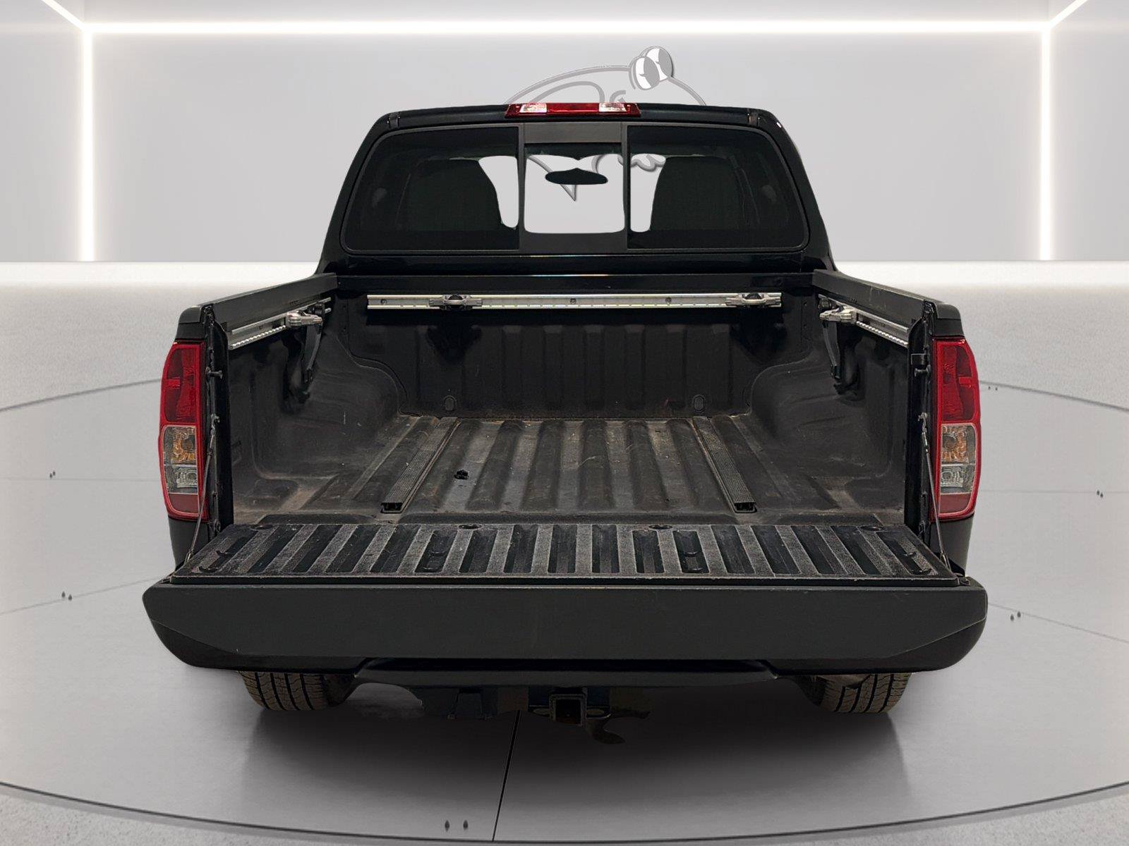 Used 2021 Nissan Frontier SV w/ Midnight Edition Floor Mats AWD/4WD image 9
