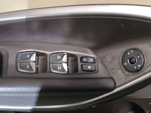 Used 2018 Hyundai Santa Fe Sport w/ 2.4L Value Package 02 AWD/4WD image 27