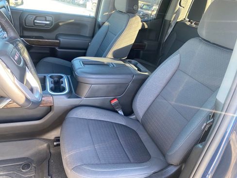 Used 2022 GMC Sierra 1500 Elevation w/ LPO, Elevation Black Package image 11