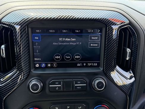 Used 2019 Chevrolet Silverado 1500 RST AWD/4WD image 31