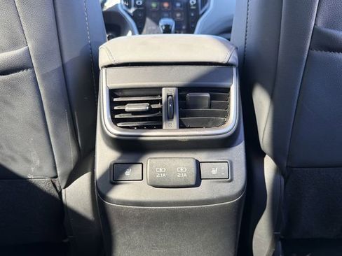 Used 2022 Subaru Outback Limited image 22
