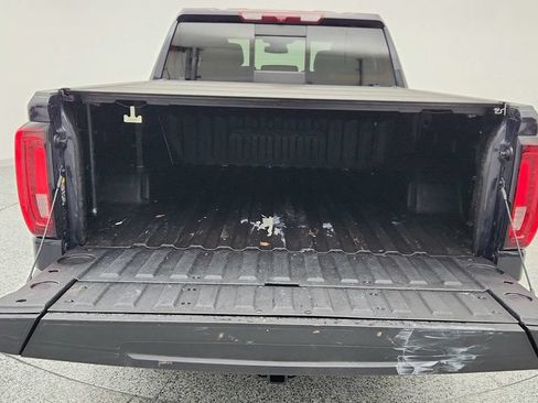 Used 2023 GMC Sierra 1500 Denali AWD/4WD image 19