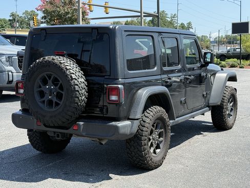 Used 2024 Jeep Wrangler Unlimited Sport AWD/4WD image 11