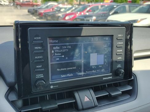 Used 2021 Toyota RAV4 XLE w/ Convenience Package AWD/4WD image 15