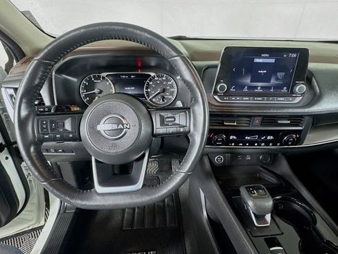 Used 2023 Nissan Rogue SV w/ SV Premium B Package AWD/4WD image 10