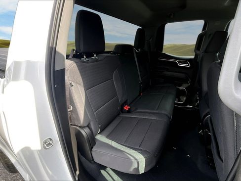 Used 2023 GMC Sierra 1500 Elevation image 17