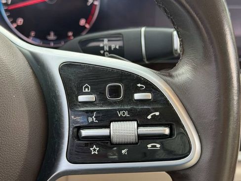 Used 2020 Mercedes-Benz E 450 4MATIC Sedan w/ Parking Assistance Package image 21