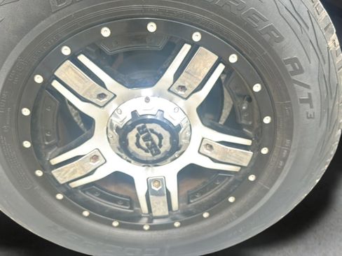 Used 2013 Ford F150 Lariat w/ Luxury Equipment Group AWD/4WD image 18
