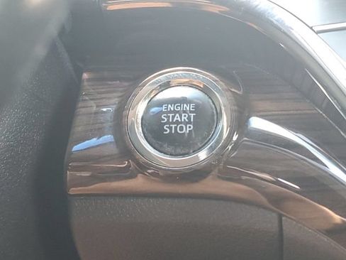 Used 2015 Toyota Avalon XLE FWD image 34