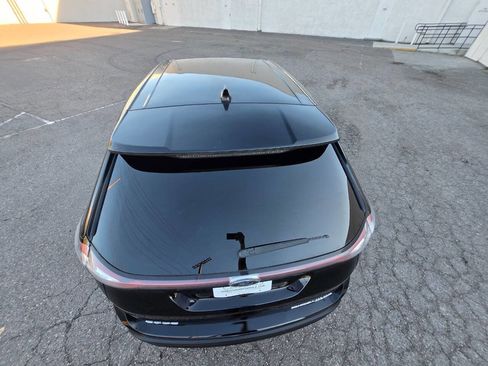 Used 2018 Ford Edge Titanium image 14