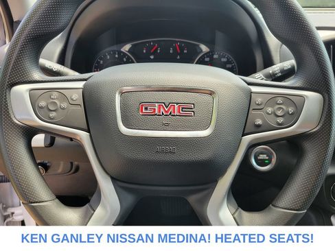 Used 2024 GMC Terrain SLE w/ Driver Convenience Package FWD image 30
