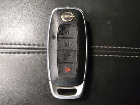 Used 2024 Nissan Sentra S FWD image 32