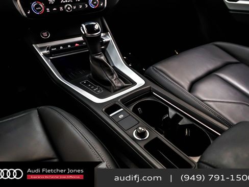 Used 2023 Audi Q3 2.0T Premium Plus w/ Premium Plus Package image 4