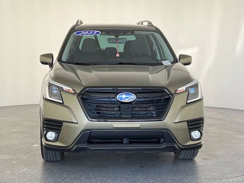 Certified 2023 Subaru Forester Premium AWD/4WD image 10